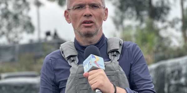 Adelin Petrisor (10) Foto Arhiva personala